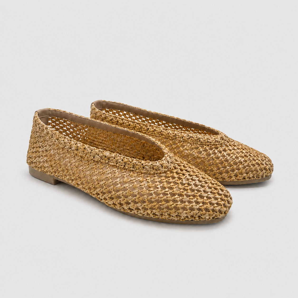 The Coastline Flats - Honey Beige